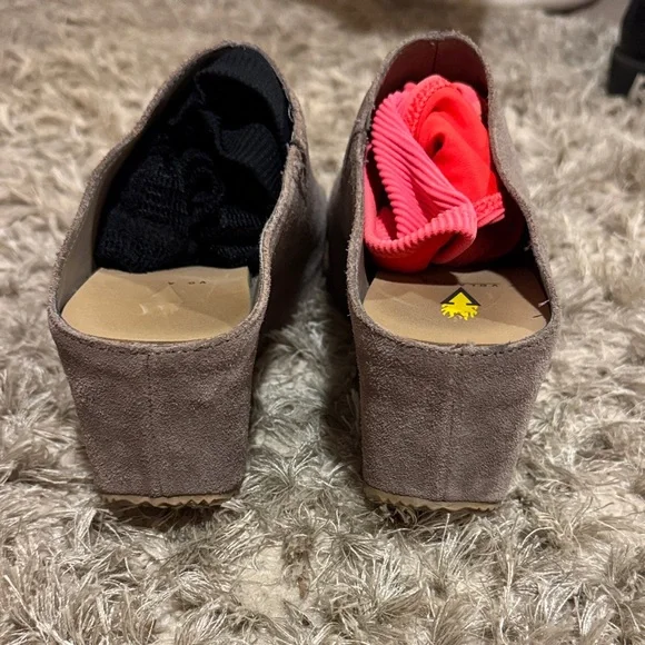 Volatile Taupe Suede Wedge Ankle Booties - Picture 5 of 6